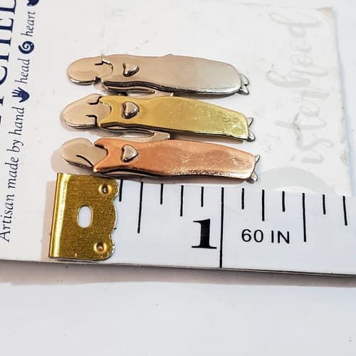 Far Fetched Artisian Mixed Metals Bon Between 3 Sisters Figural Brooch Pin - Thumbnail 3