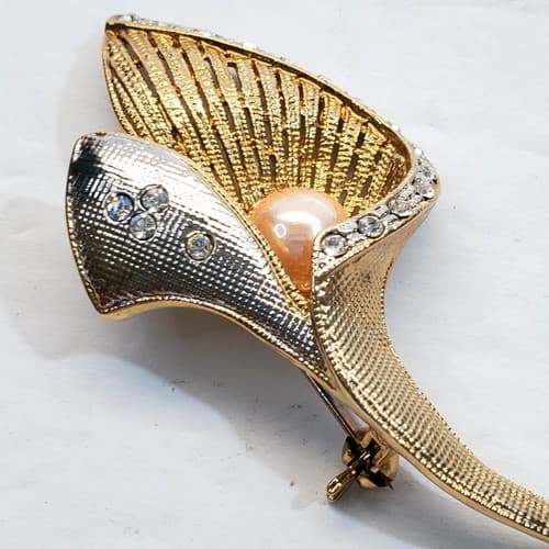 Vintage Gold Silver Tone Metal Faux Pearl Rhinestone Cala Lily Flower Brooch Pin - Thumbnail 2