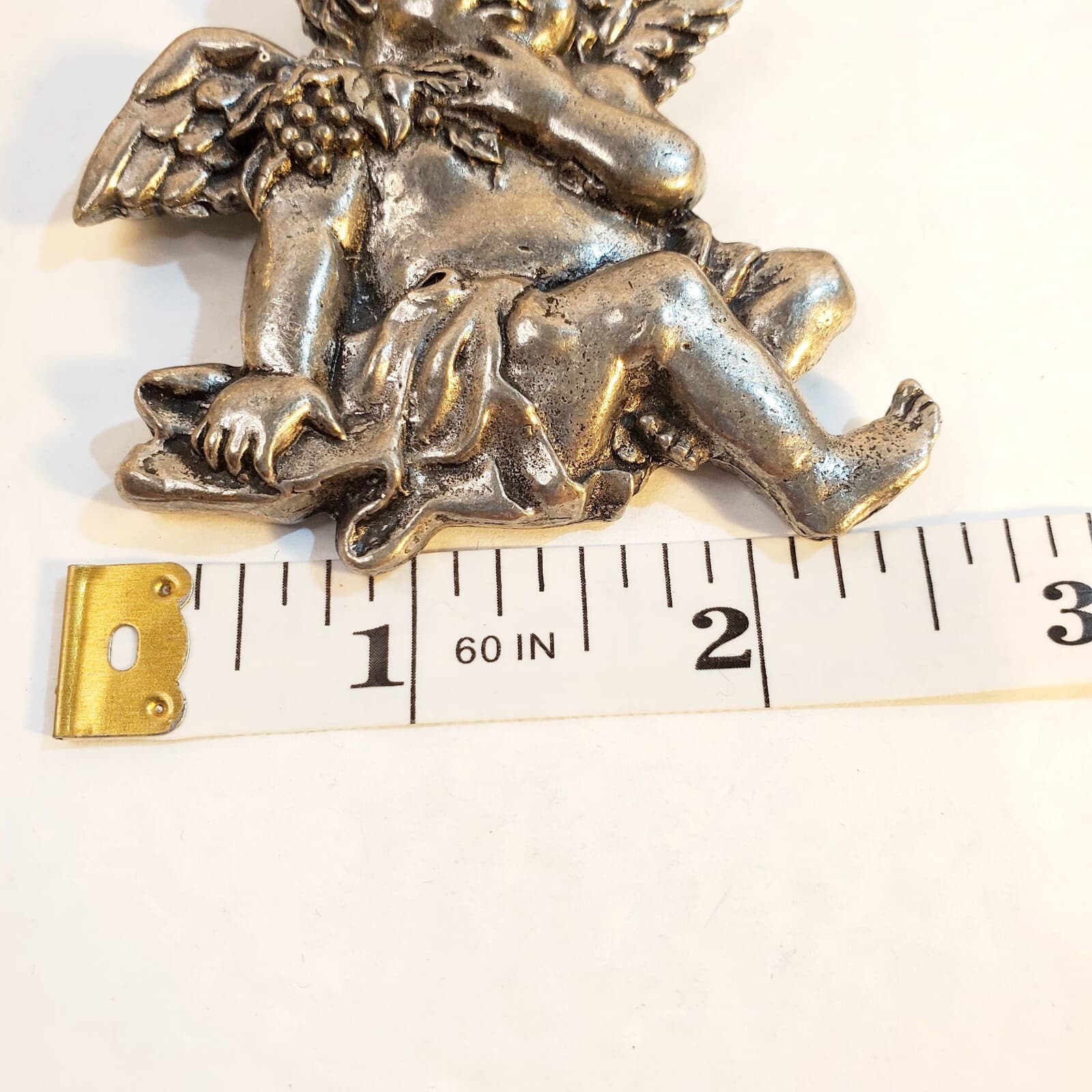 Vintage Large Pewter Silver Tone Metal Winged Cherub Angel w/Grapes Brooch Pin - Thumbnail 4