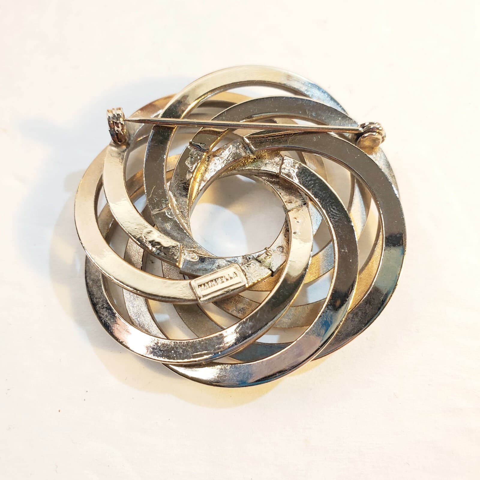 Vintage Marvella Brushed Silver Tone Metal Circle Swirl Layered Brooch Pin - Thumbnail 2