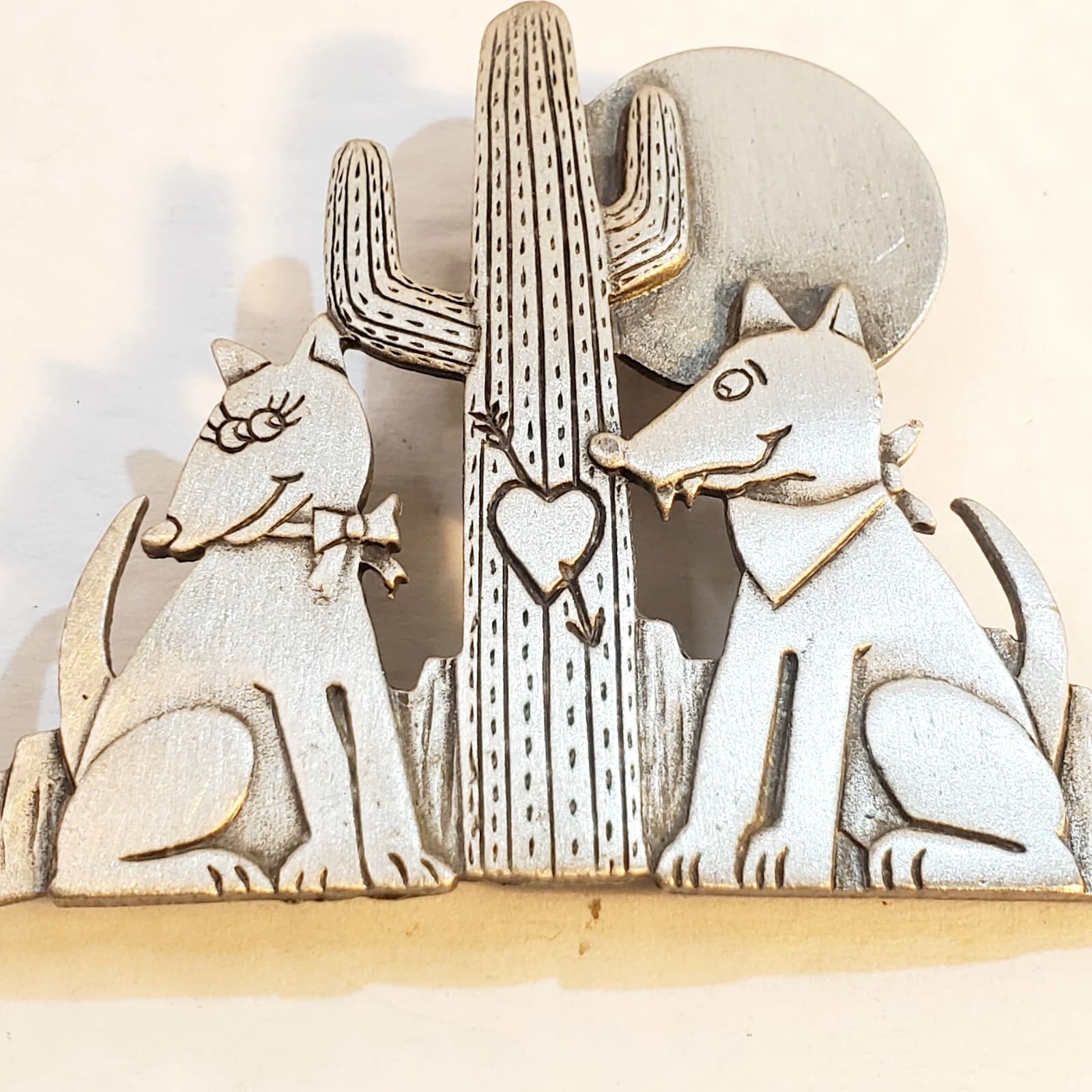 Vintage JJ Jonette Pewter Coyote Wolf Desert Cactus Moon Brooch Pin Puppy Love - Thumbnail 2