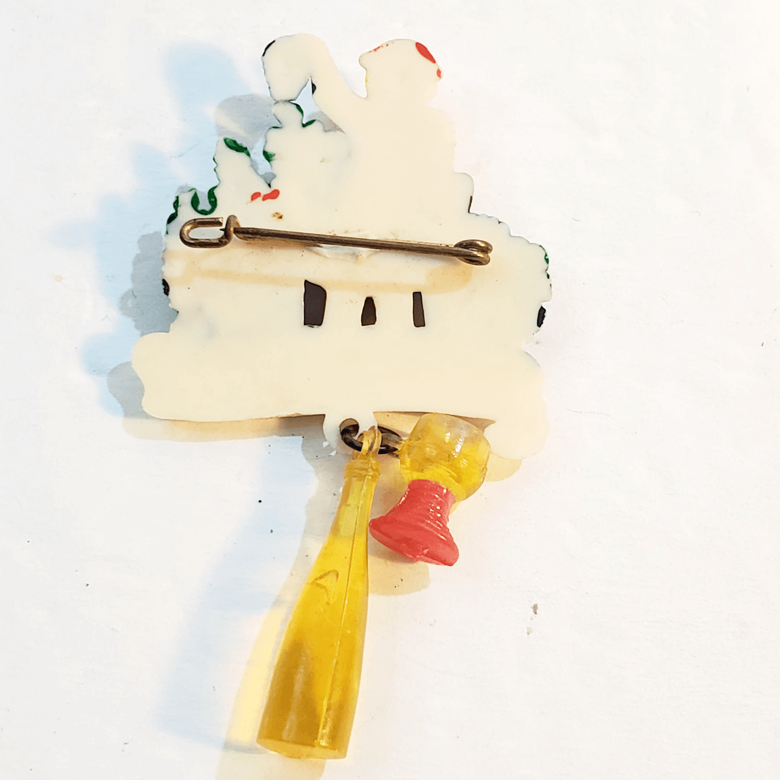 Vintage German Celluloid Girl in Vineyard Munich Gladbach Dangle Brooch Pin - Thumbnail 4