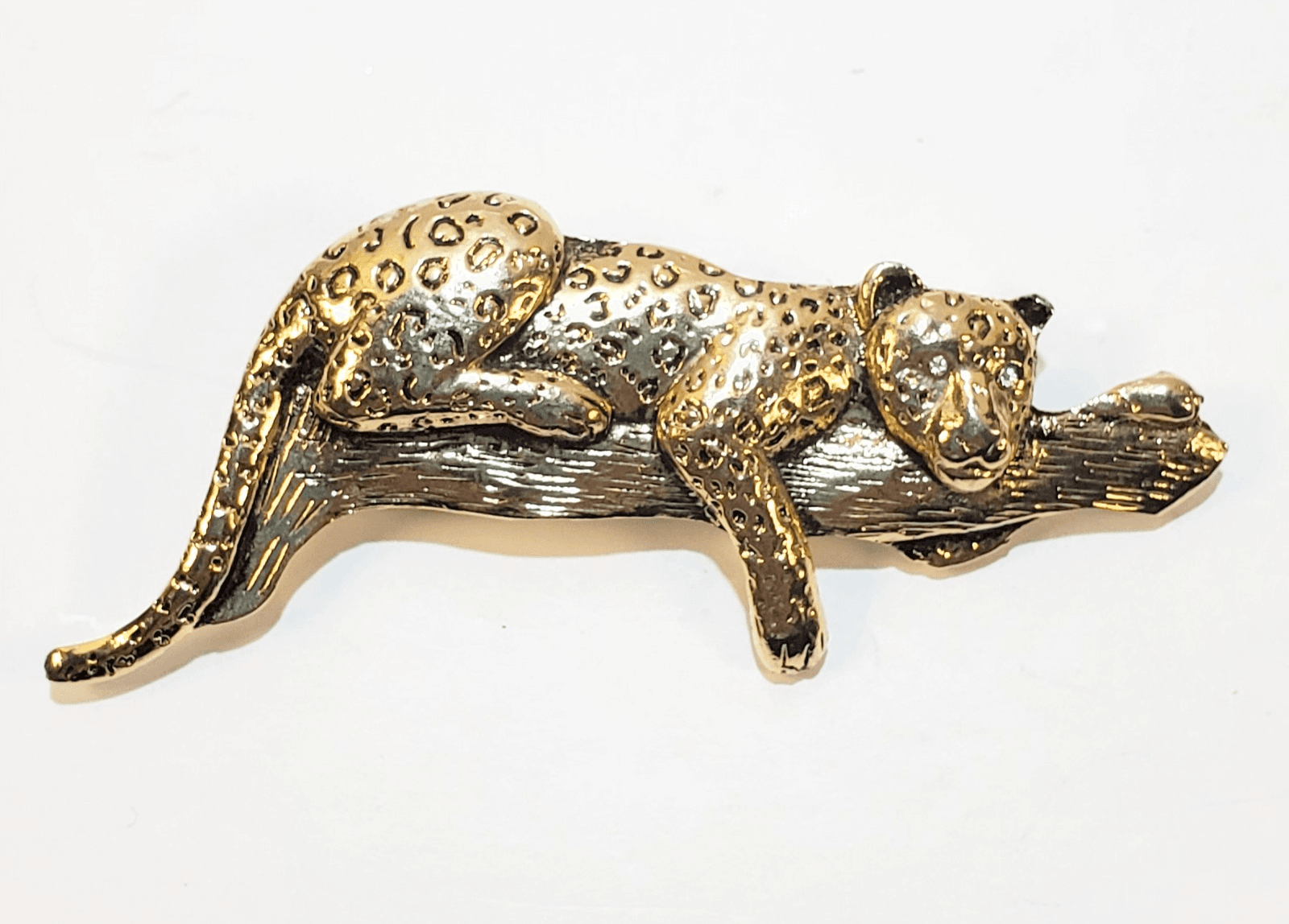 Vintage Gold Tone Textured Metal Leopard Laying on A Tree Branch Brooch Pin
