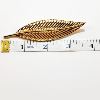 Vintage Signed Capri Gold Tone Metal Open Work Large Leaf Brooch Pin - Thumbnail 4