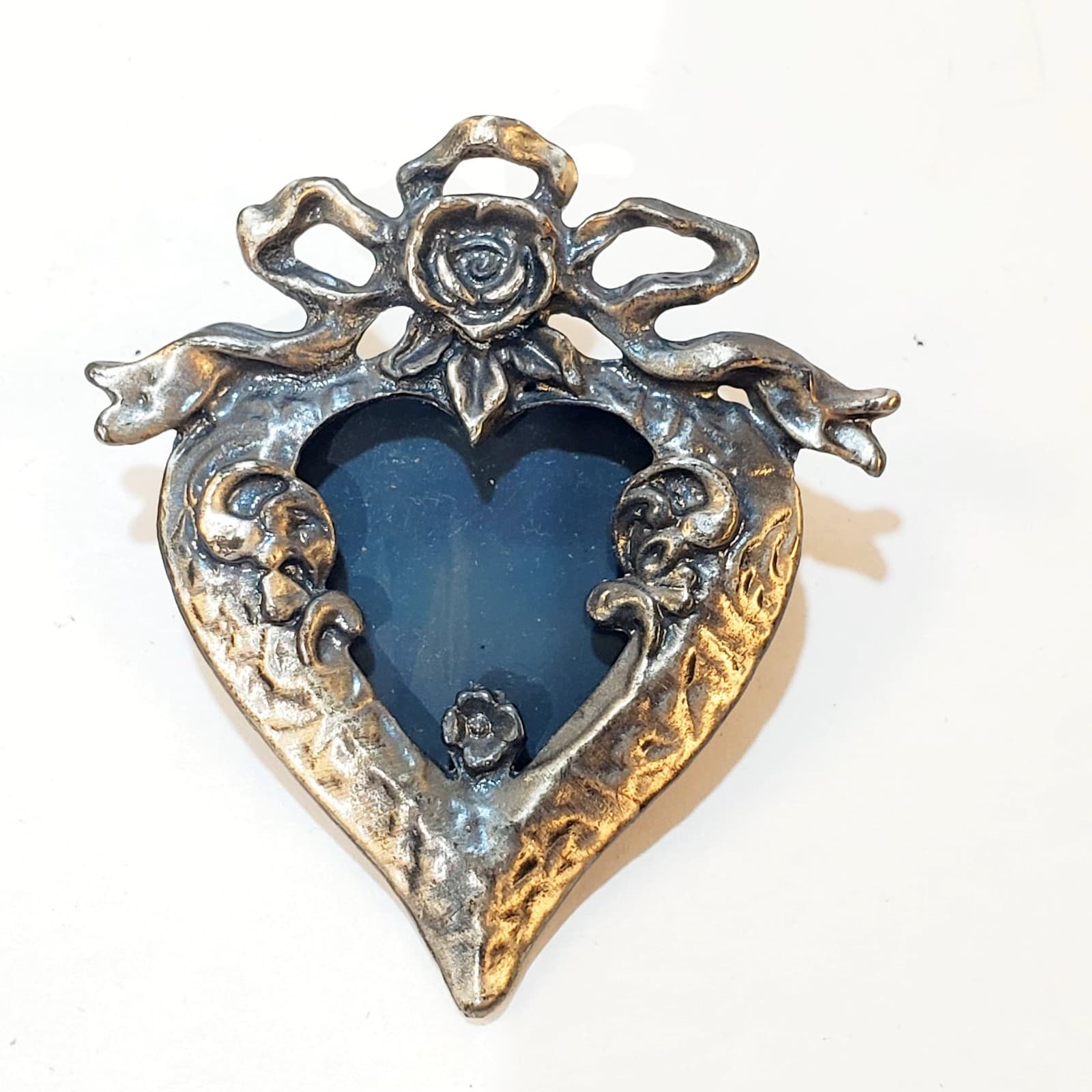 Vintage Pewter Tone Victorian Picture Frame Heart Shaped Brooch Pin