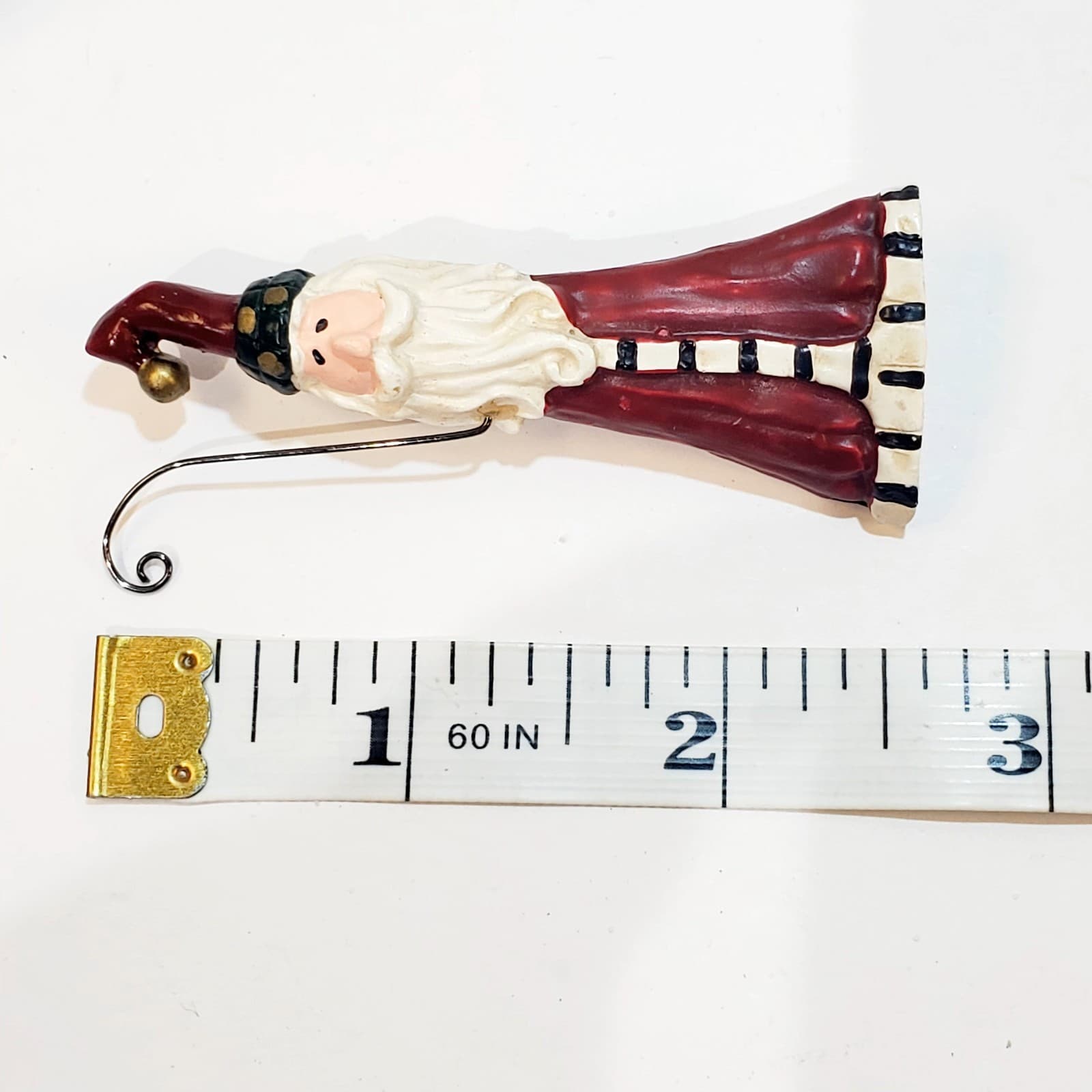 Vintage Resin Folk Art Santa Claus with staff Christmas Brooch Pin - Thumbnail 4