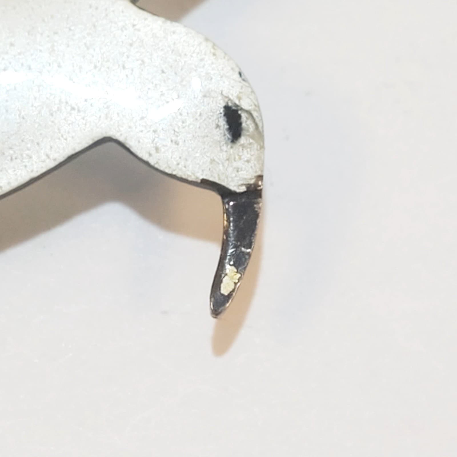 Vintage White Black Enamel Metal Flying Seagull Brooch Pin Nautical Seaside - Thumbnail 2