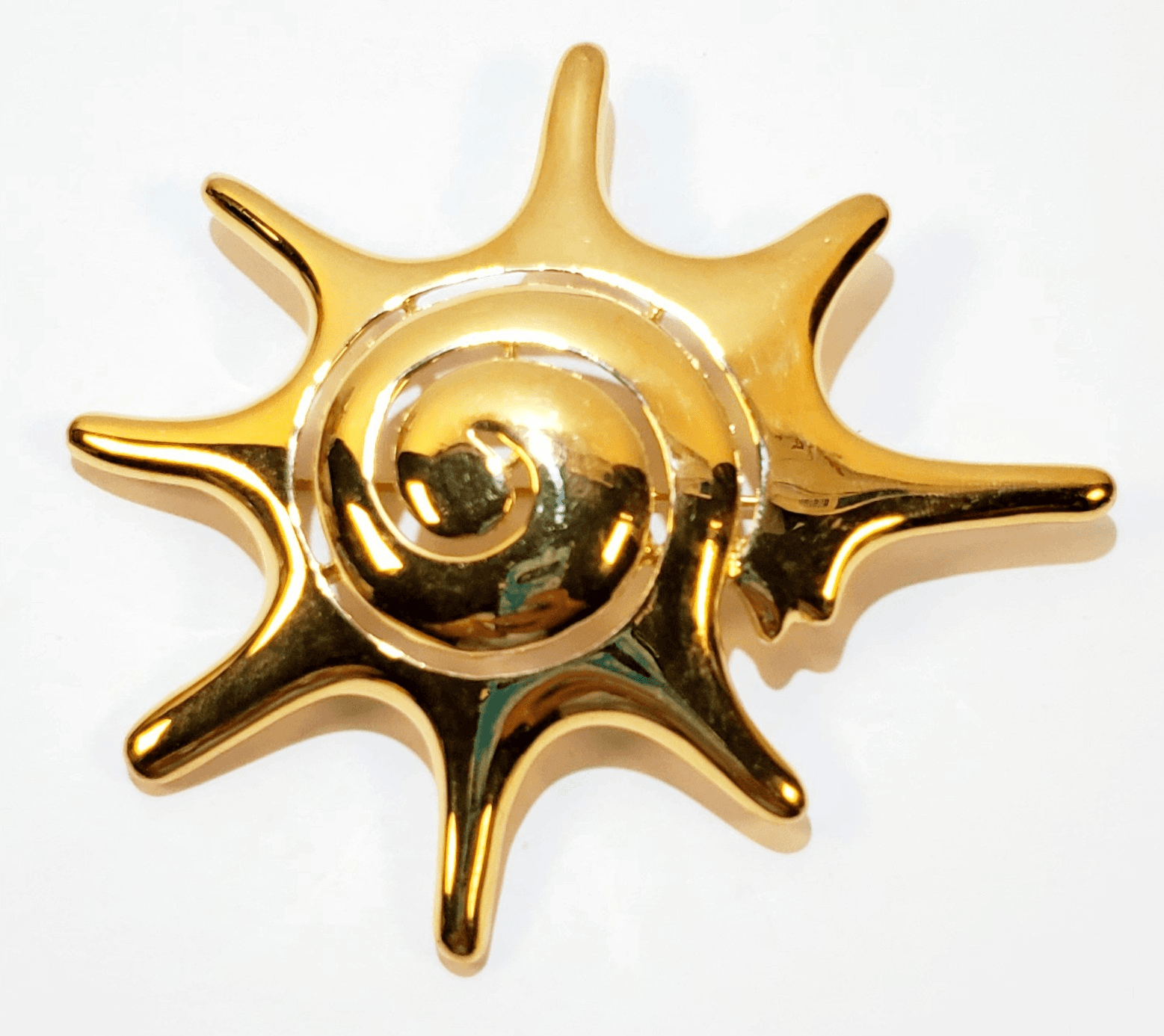 Vintage Signed Monet Gold Tone Large Metal Solar Blazing Sun Brooch Pin