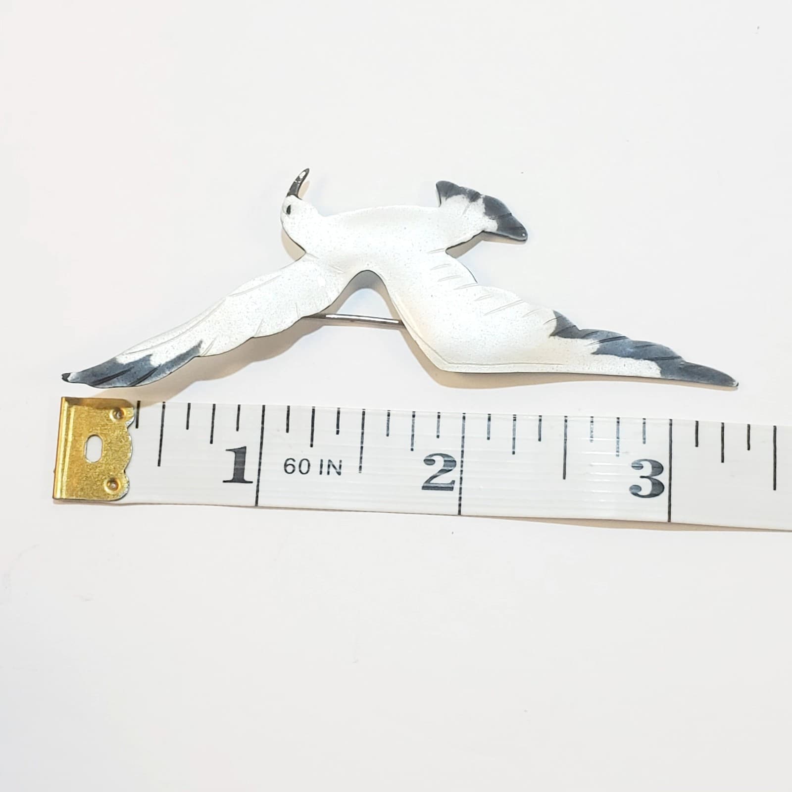 Vintage White Black Enamel Metal Flying Seagull Brooch Pin Nautical Seaside - Thumbnail 4