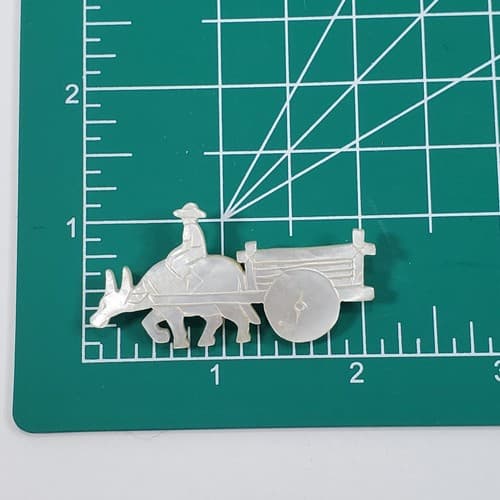 Vintage Donkey and Cart Carved Layered Mother of Pearl MOP Brooch Pin - Thumbnail 3