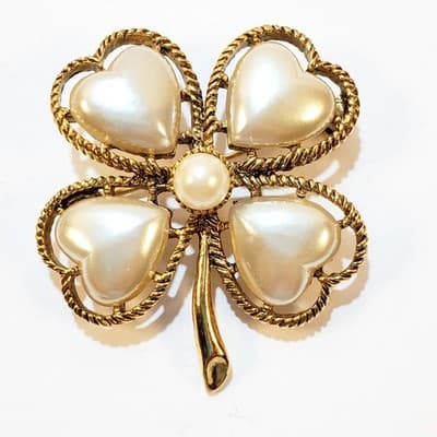 Vintage Gold Tone Faux Pearl Hearts Four Leaf Clover Brooch Pin Shamrock