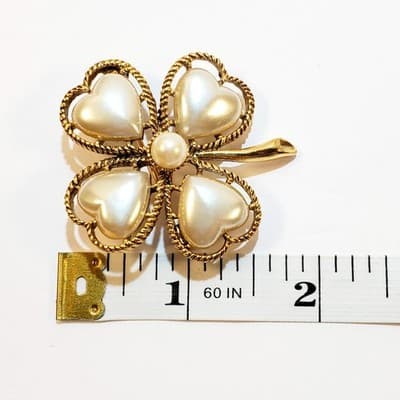 Vintage Gold Tone Faux Pearl Hearts Four Leaf Clover Brooch Pin Shamrock - Thumbnail 3