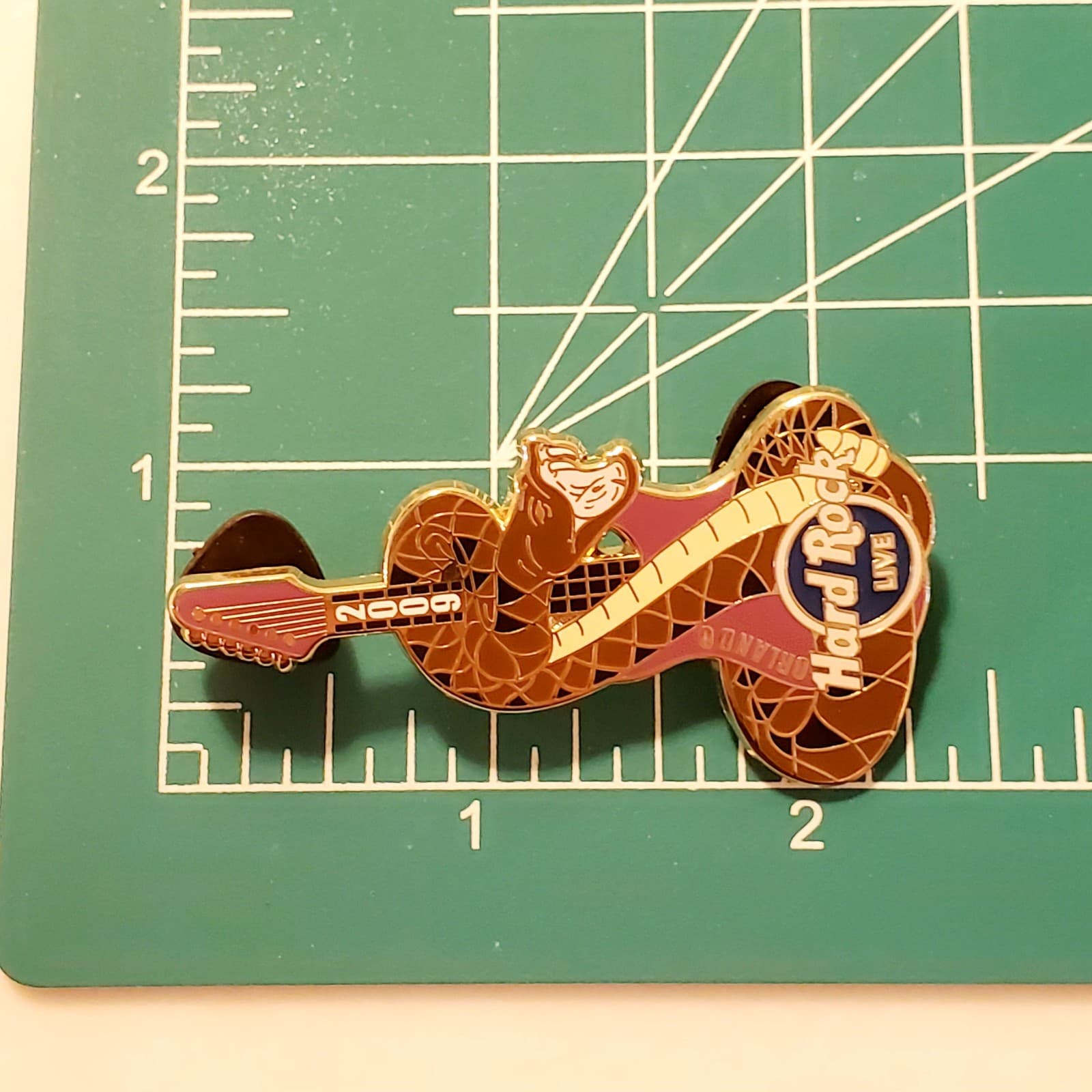 Hard Rock Cafe Orlando LIVE Rattlesnake Guitar Tack Lapel Cap Pin 2009 - Thumbnail 4