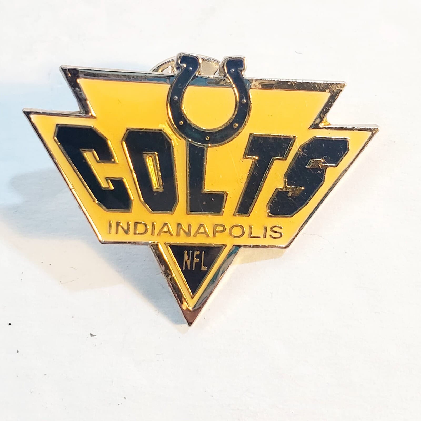 Vintage 1992 Enamel NFL Indianapolis Colts Tack Lapel Cap Pin