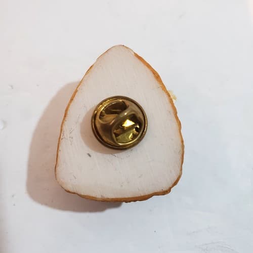 Vintage Beehive 3D Resin Honey Bumble Bee Pinback Pin Retro - Thumbnail 2