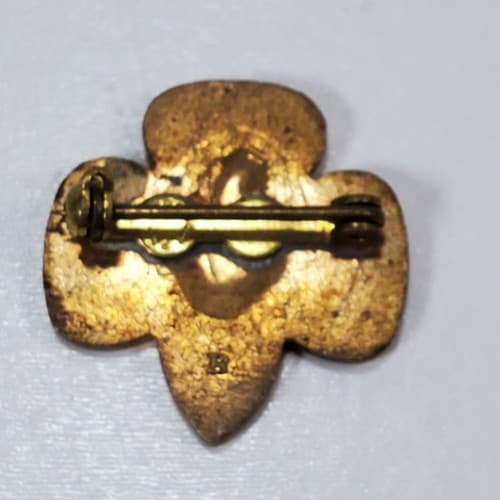 Vintage Goldtone Girl Scout GS Trefoil Membership Pin Badge Eagle Pinback - Thumbnail 2