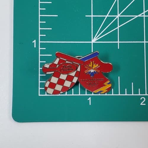 VTG 2002 Salt Lake City Olympics Betty Crocker Official Supplier Lapel Tack Pin - Thumbnail 4