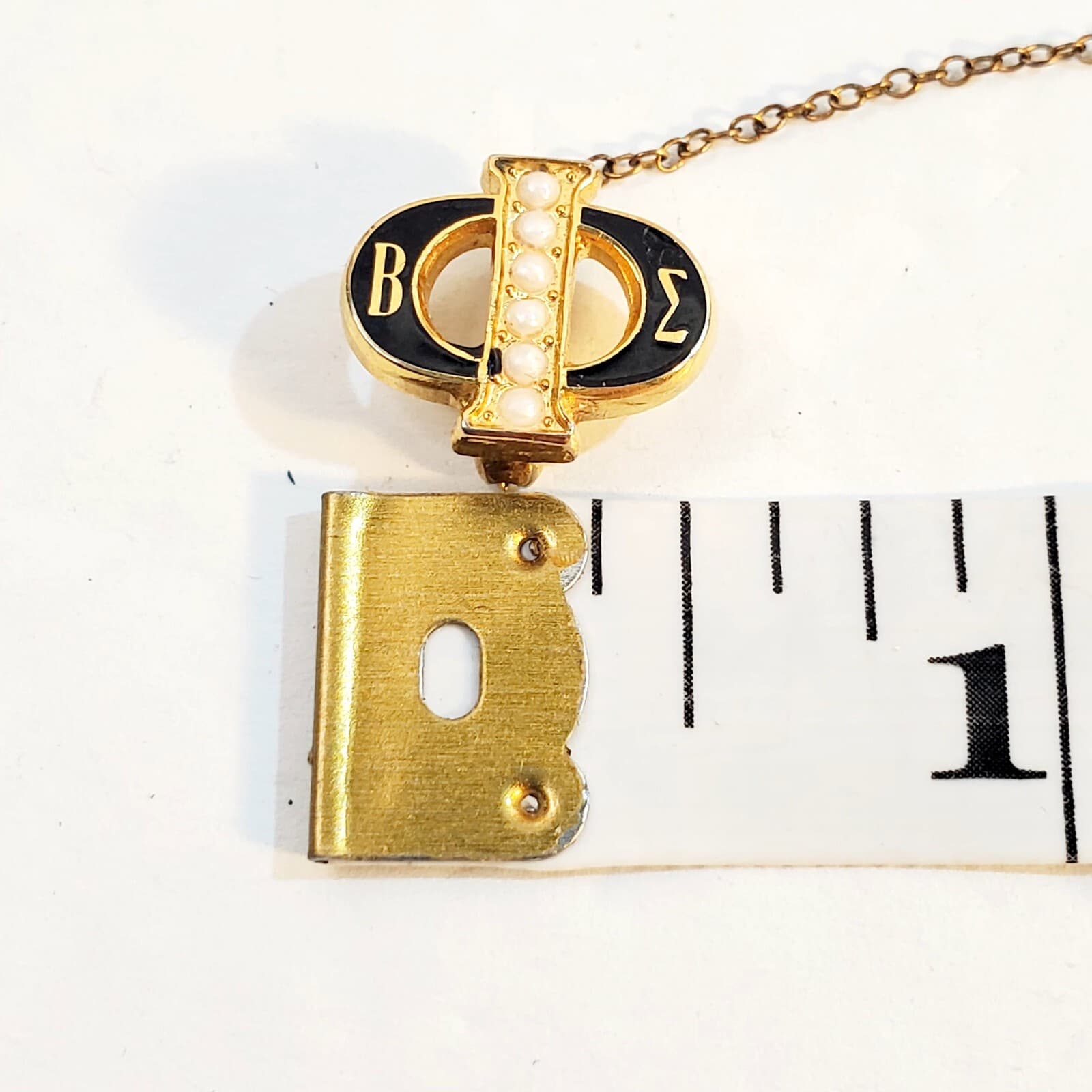 Vintage Phi Beta Epsilon Sorority Fraternity Gold Tone Faux Pearl Lapel Pin - Thumbnail 6