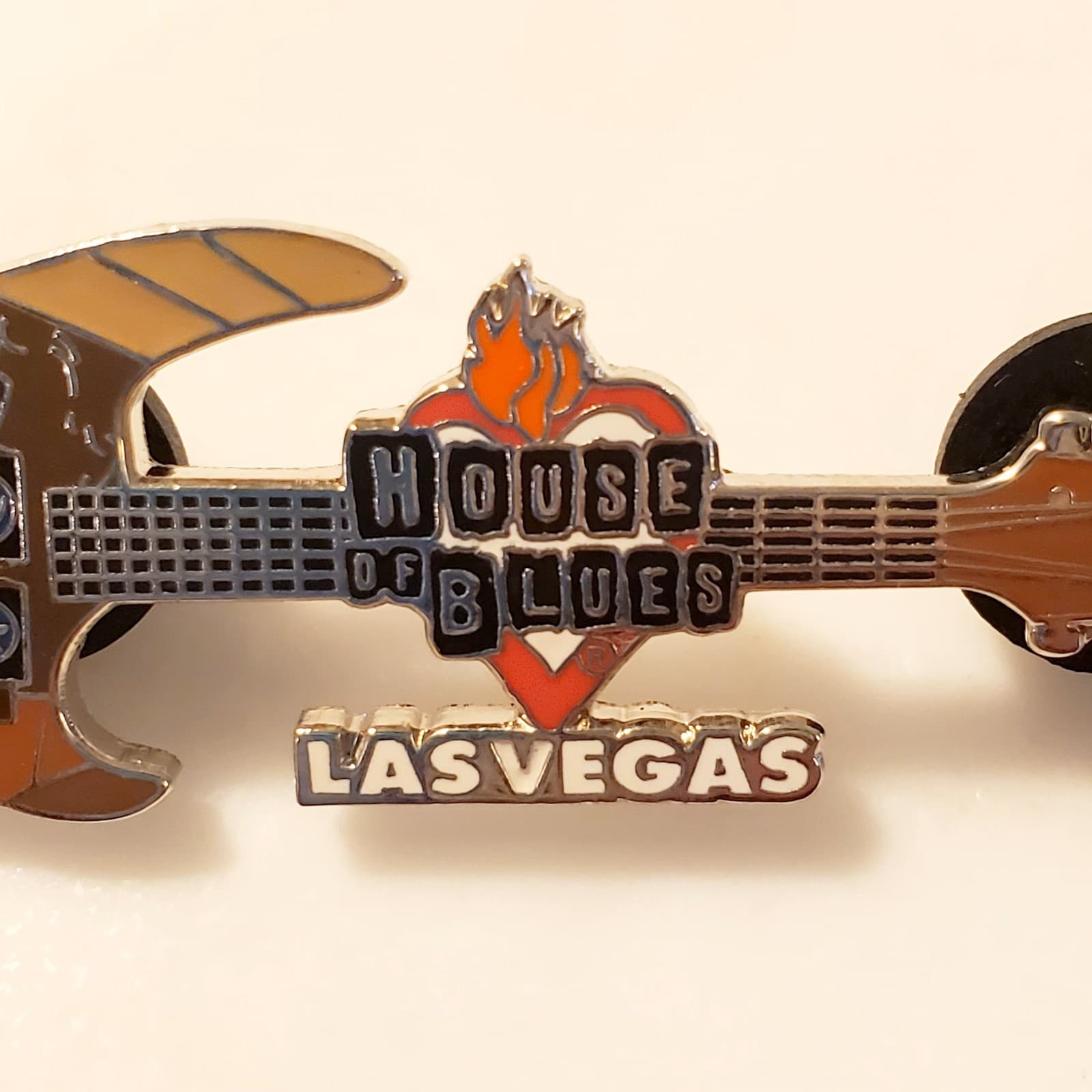 Vintage Enamel House of Blues Las Vegas Guitar Tack Lapel Cap Pin - Thumbnail 3