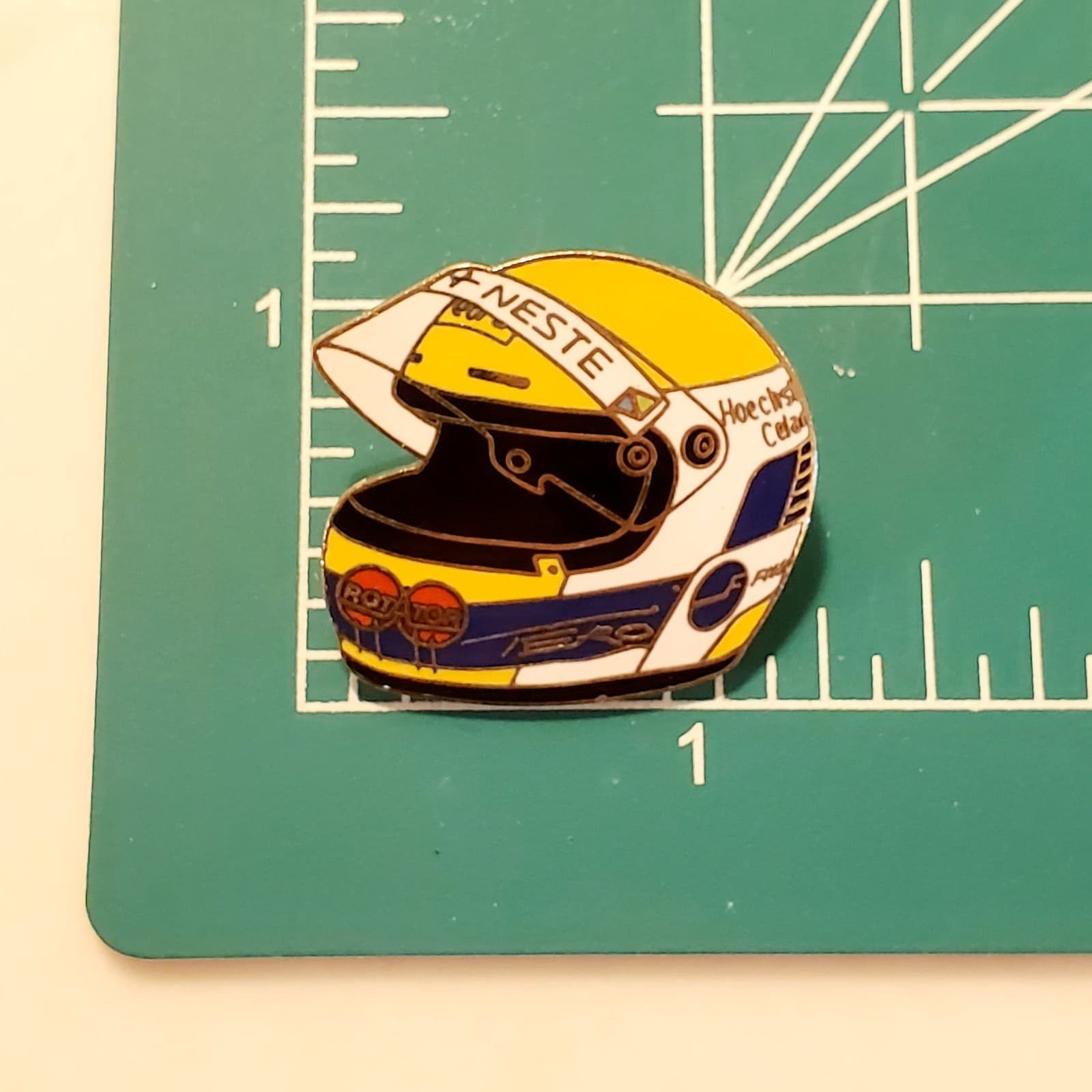 Vintage Tero Palmroth Helmet Indy 500 Racing IndyCar Tack Lapel Pin Neste - Thumbnail 3
