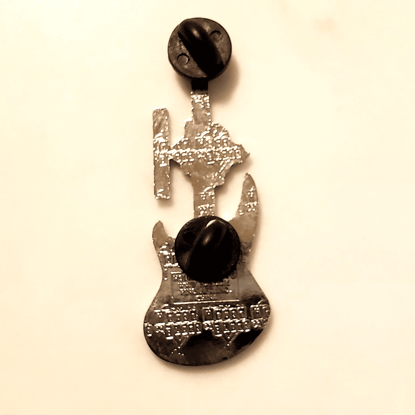 Vintage Enamel House of Blues Las Vegas Guitar Tack Lapel Cap Pin - Thumbnail 5
