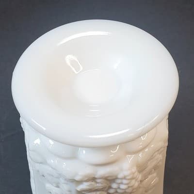 Vintage Westmoreland Paneled Grape Milk Glass Open Sugar Footed Cup Planter - Thumbnail 5