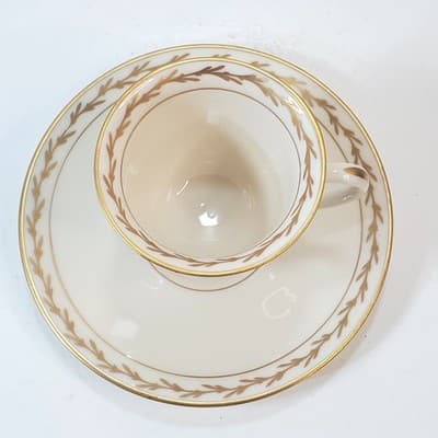 Vtg Franciscan Beverly Demitasse Cup and Saucer Gold Trim Made in California MCM - Thumbnail 3