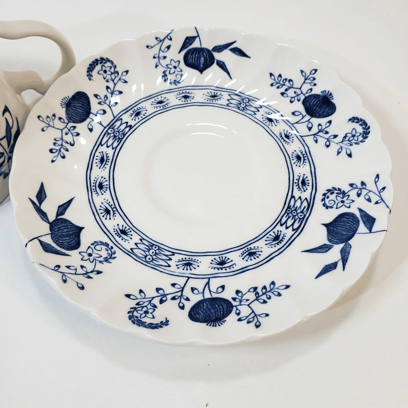 Vtg Johnson Bros England Ironstone Nordic Blue Onion Tea Coffee Cup and Saucer - Thumbnail 4