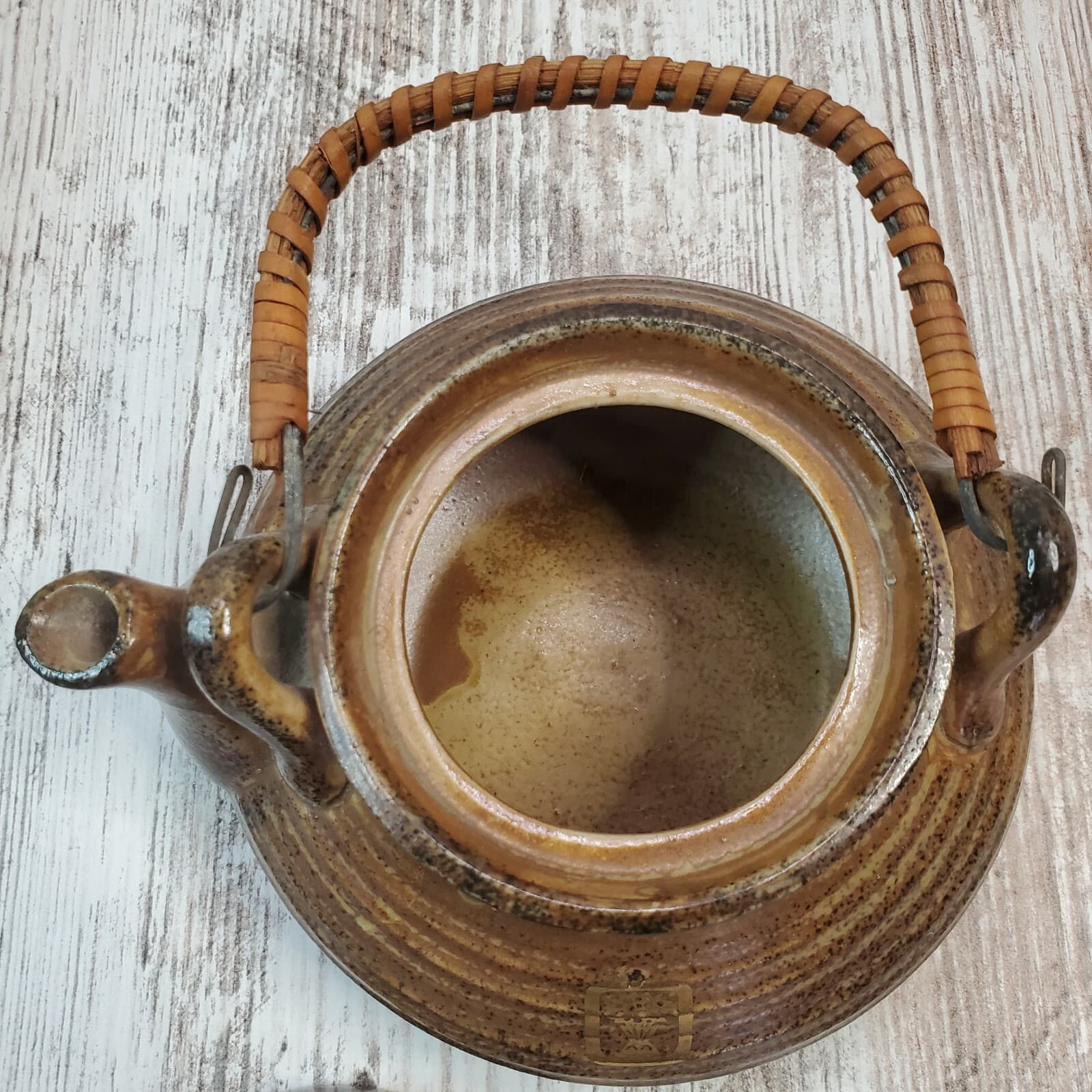 Vtg Small Pottery Teapot w/ Tea cup Lid Rattan Handle Made In Japan Stamped Logo - Thumbnail 5