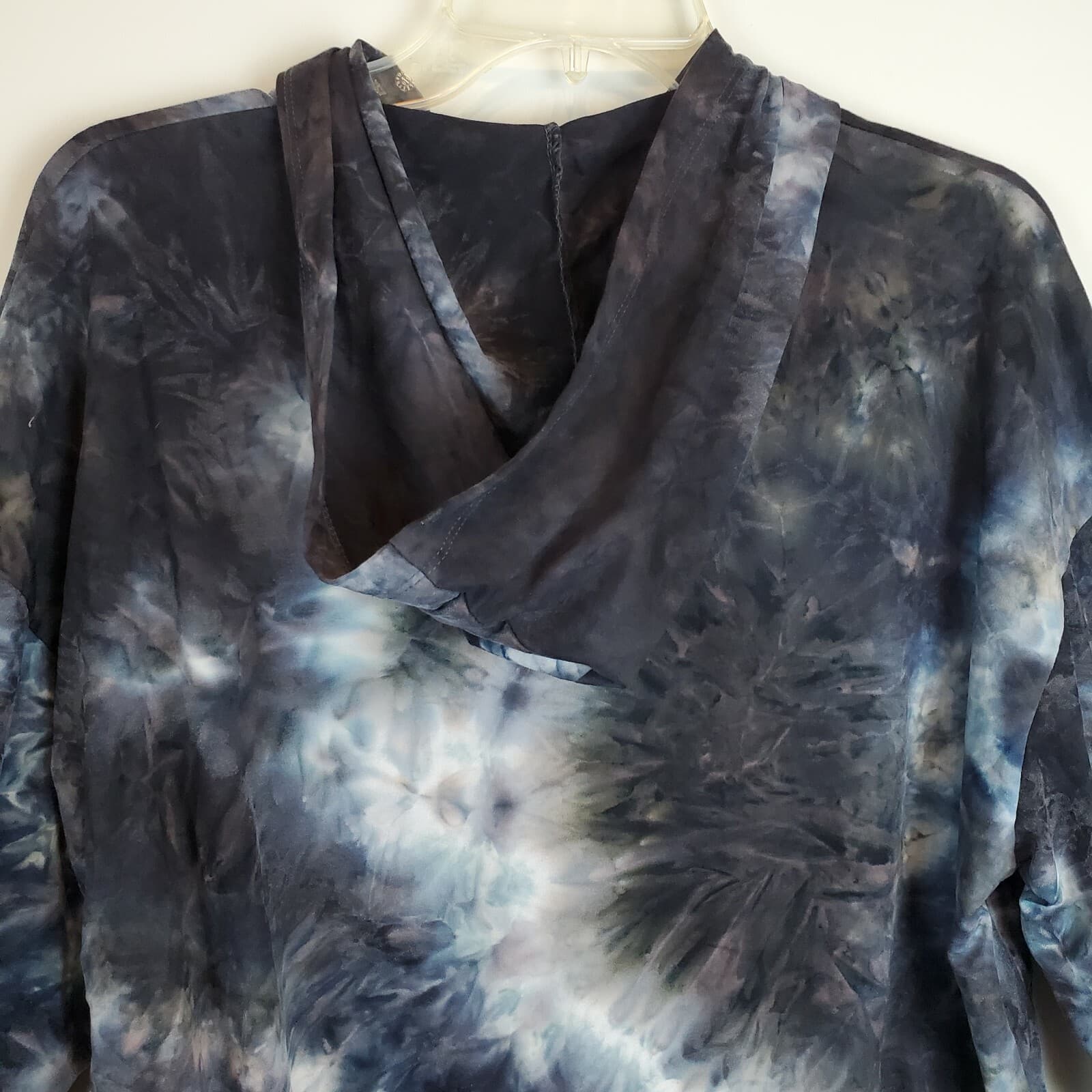 UK2LA Women Black Gray Blue White Marbled Soft Hooded Long Sleeve Crop Top Sz M - Thumbnail 7
