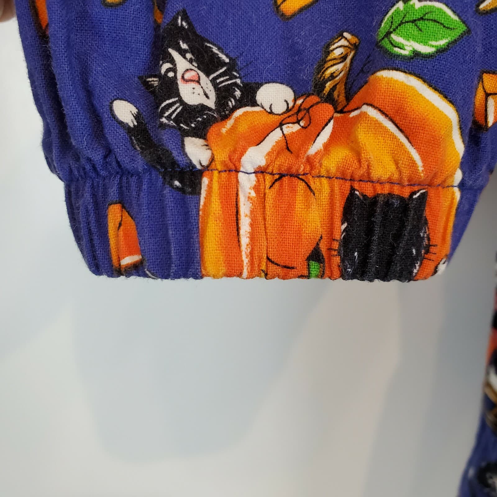 WS GEAR scrub top dental medical nurse Halloween Orange Purple pumpkins - Thumbnail 3