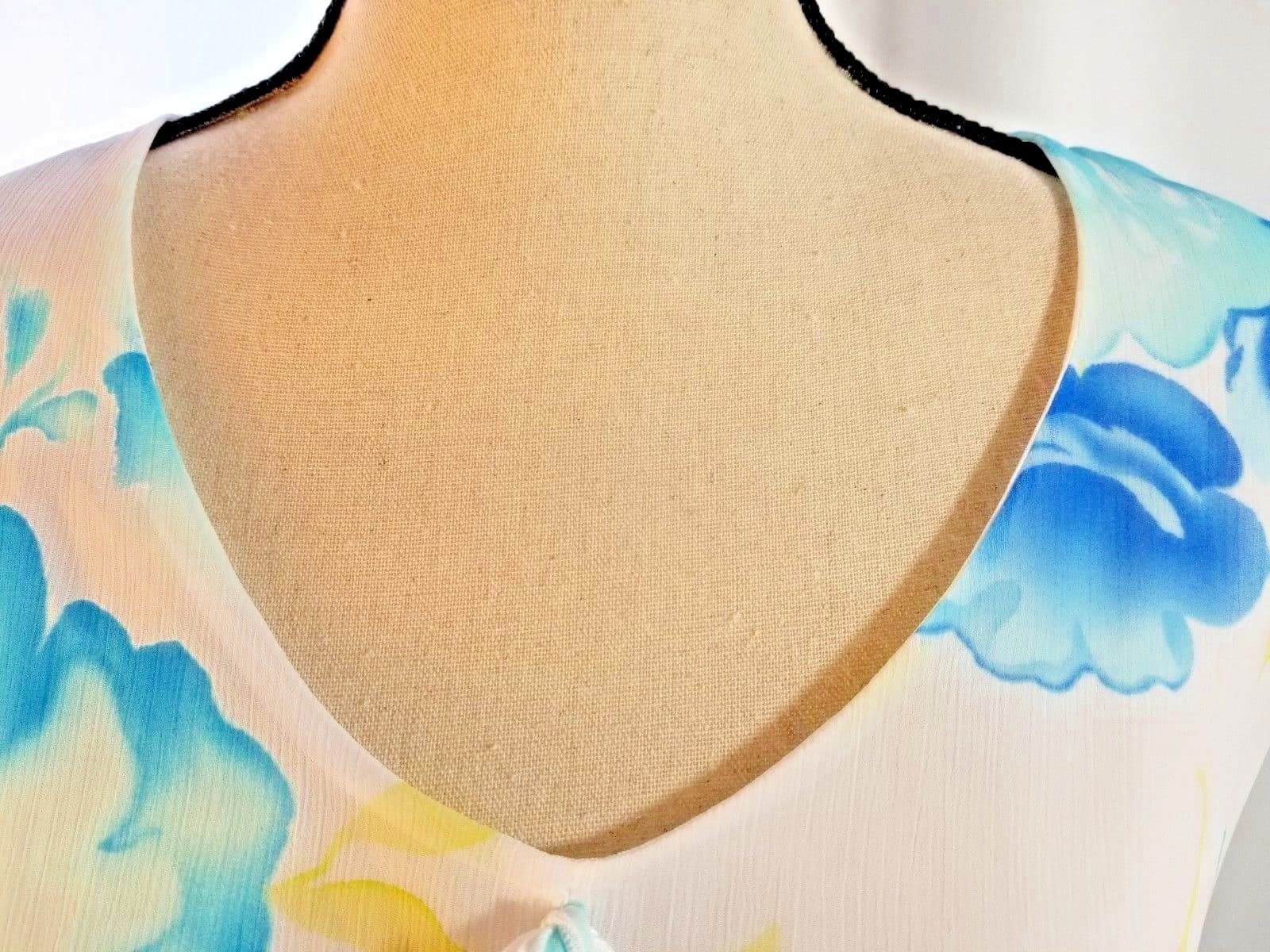 Torelle Designer Maternity Top Size S Floral Sleeveless Tie Back Blouse - Thumbnail 4