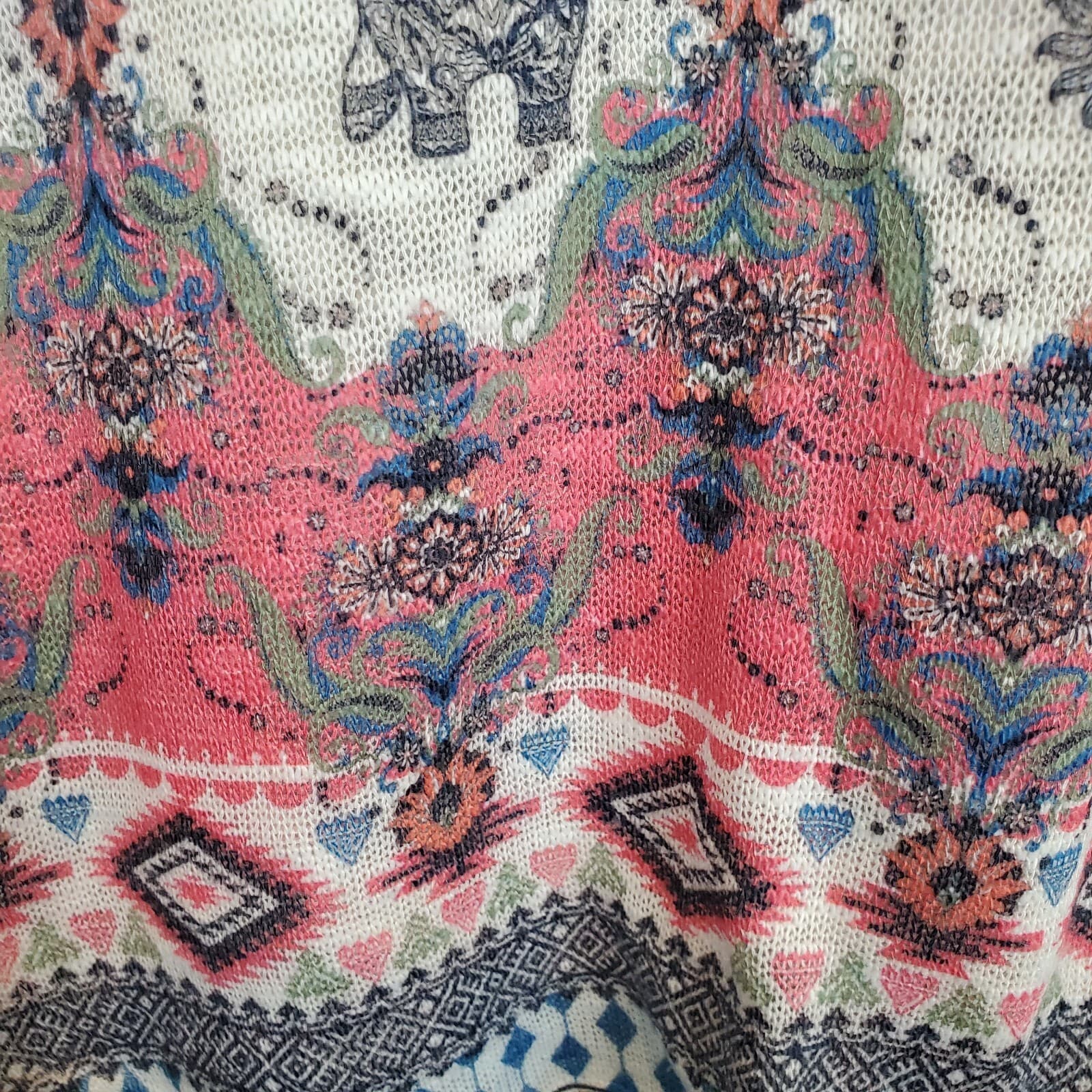 GAZE USA Women's Multicolor Elephant Print Short Sleeve Top Size Medium - Thumbnail 3
