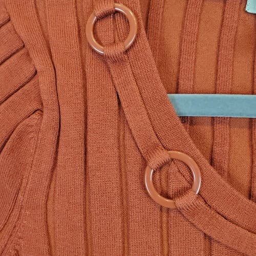 Requirements Ribbed Short Sleeve Terracotta Top Ring Neckline Detail Size M - Thumbnail 3