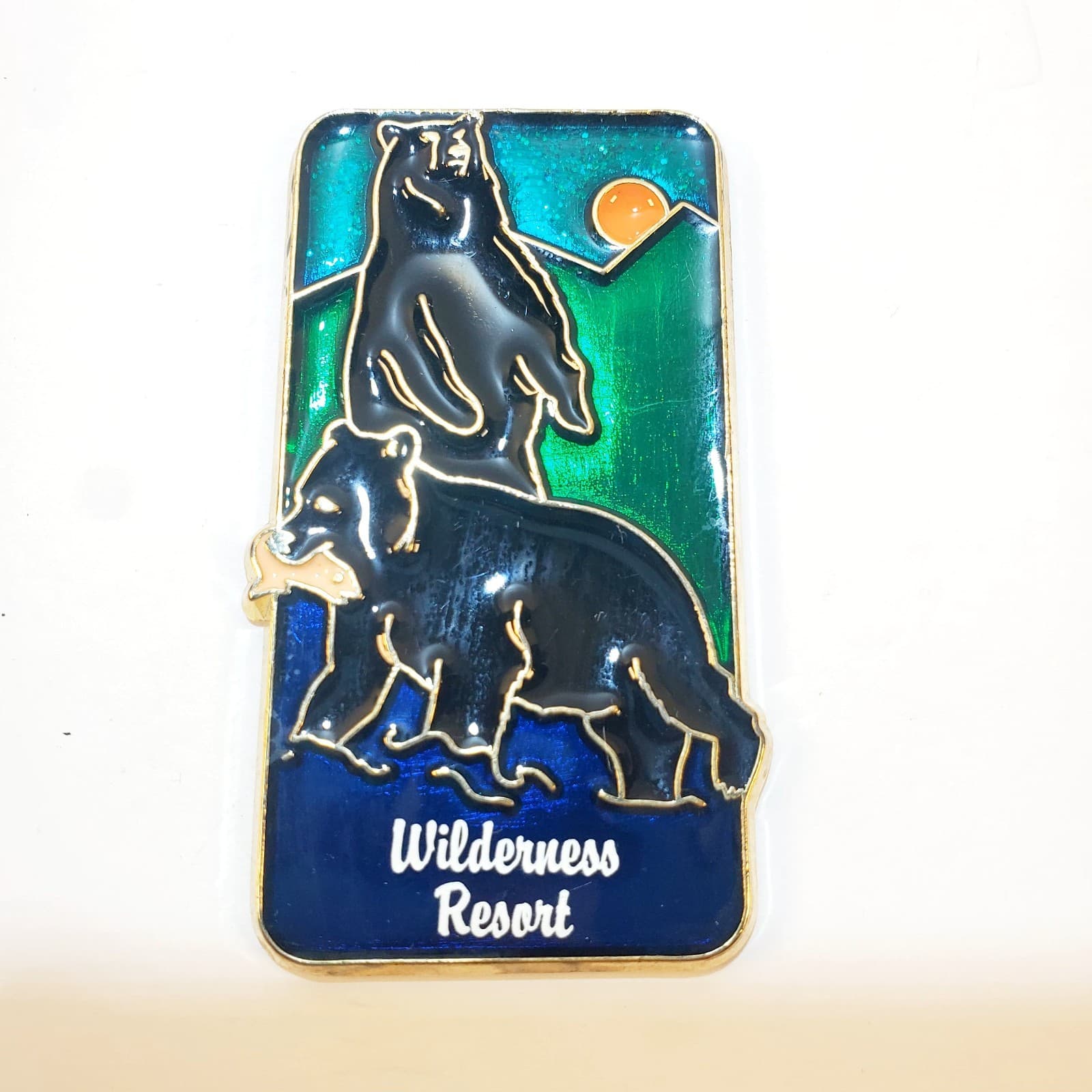 Vintage Lasting Memories Wilderness Resort Metal Enamel Bears Fridge Magnet