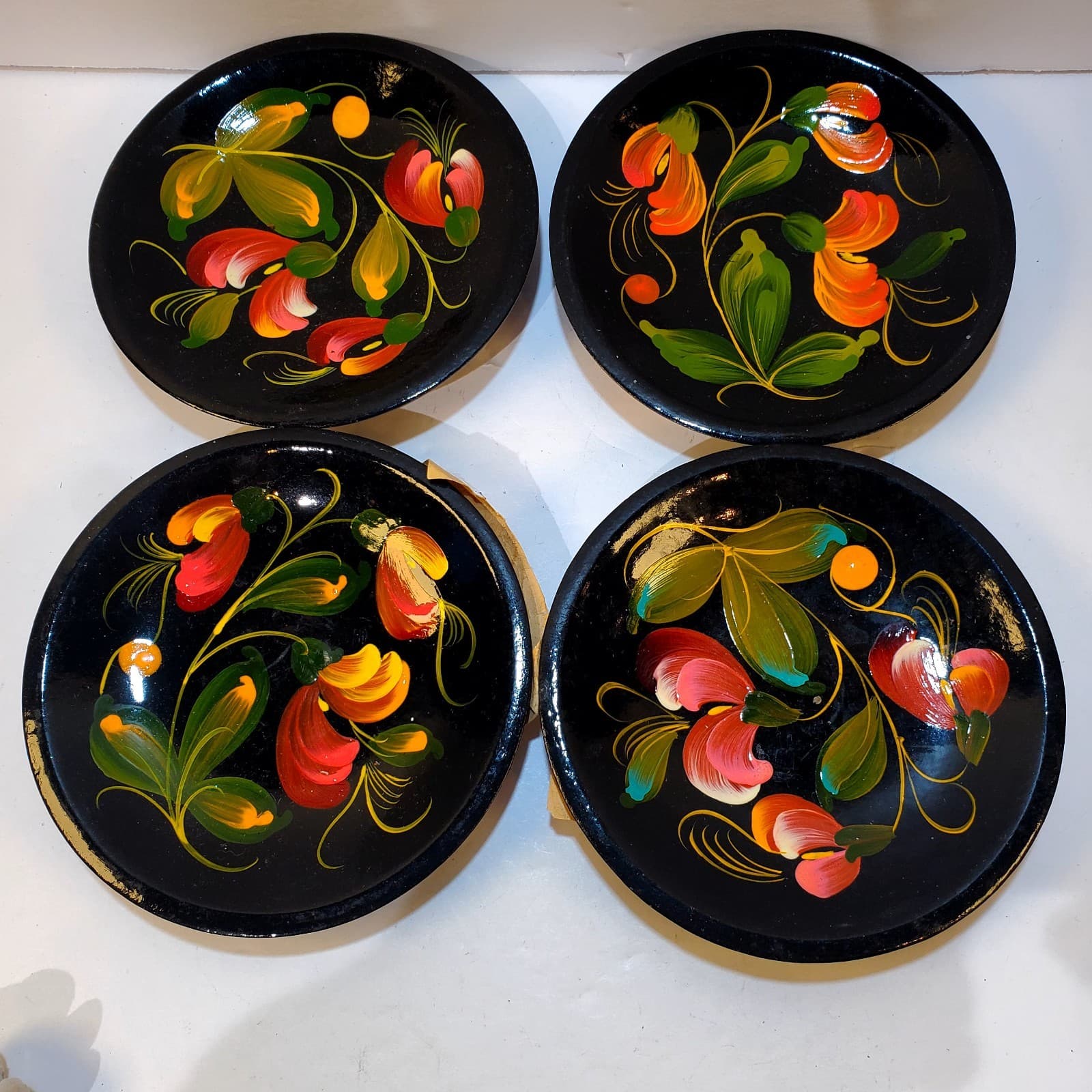 Set of 4 Vtg Ukrainian Folk Art Handpainted Wooden Mini Wall Plates Petrykivka