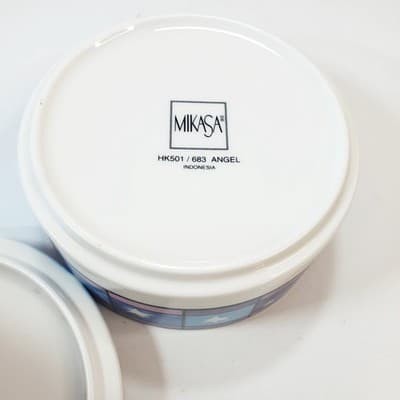Mikasa Angel Trinket Jewelry Box Porcelain 5" Round HK 501 Stained Glass Design - Thumbnail 5