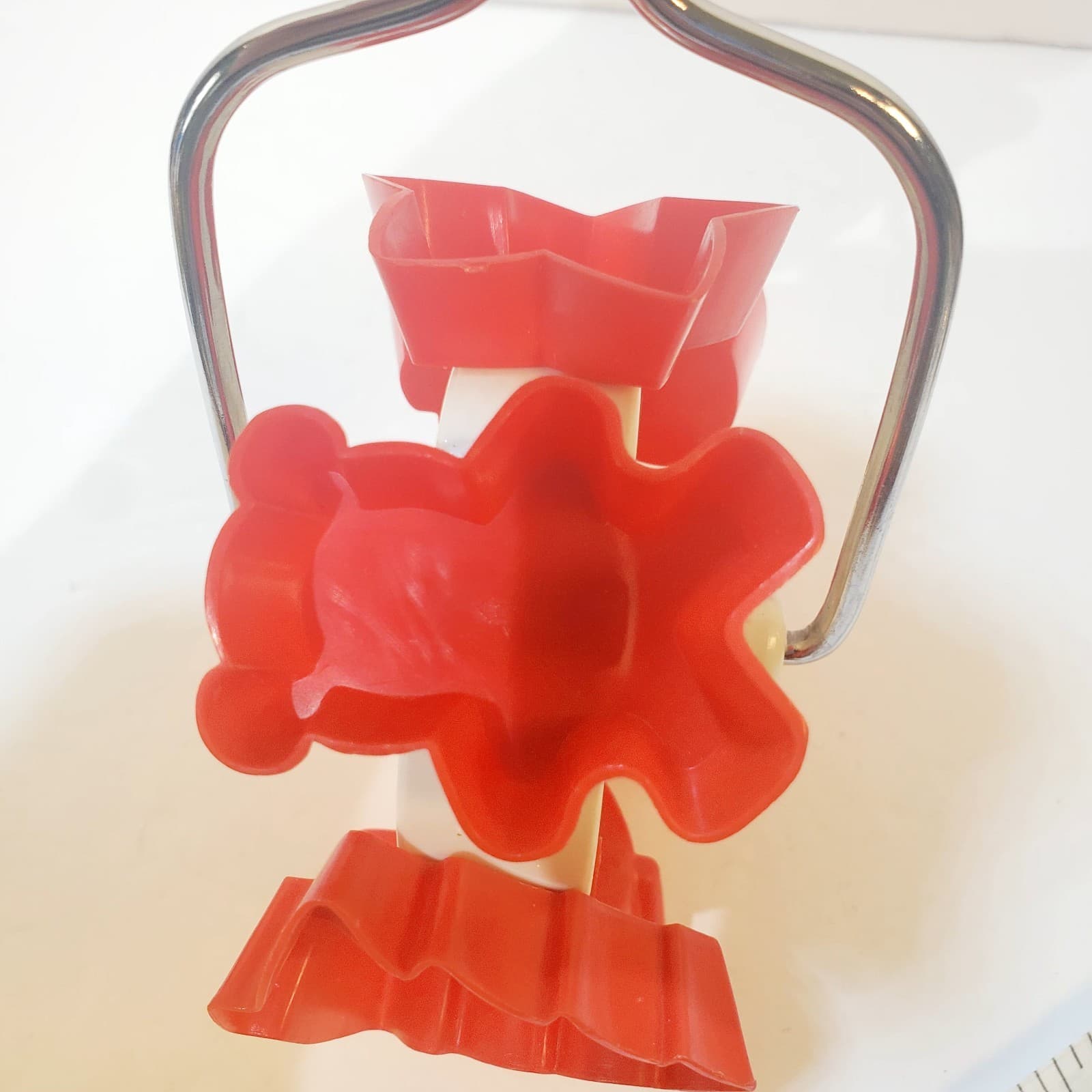 Vtg Wilton Santas Cookie Cutter Wheel 1992 6 Shapes Star Tree Bell Snowman Bear - Thumbnail 5