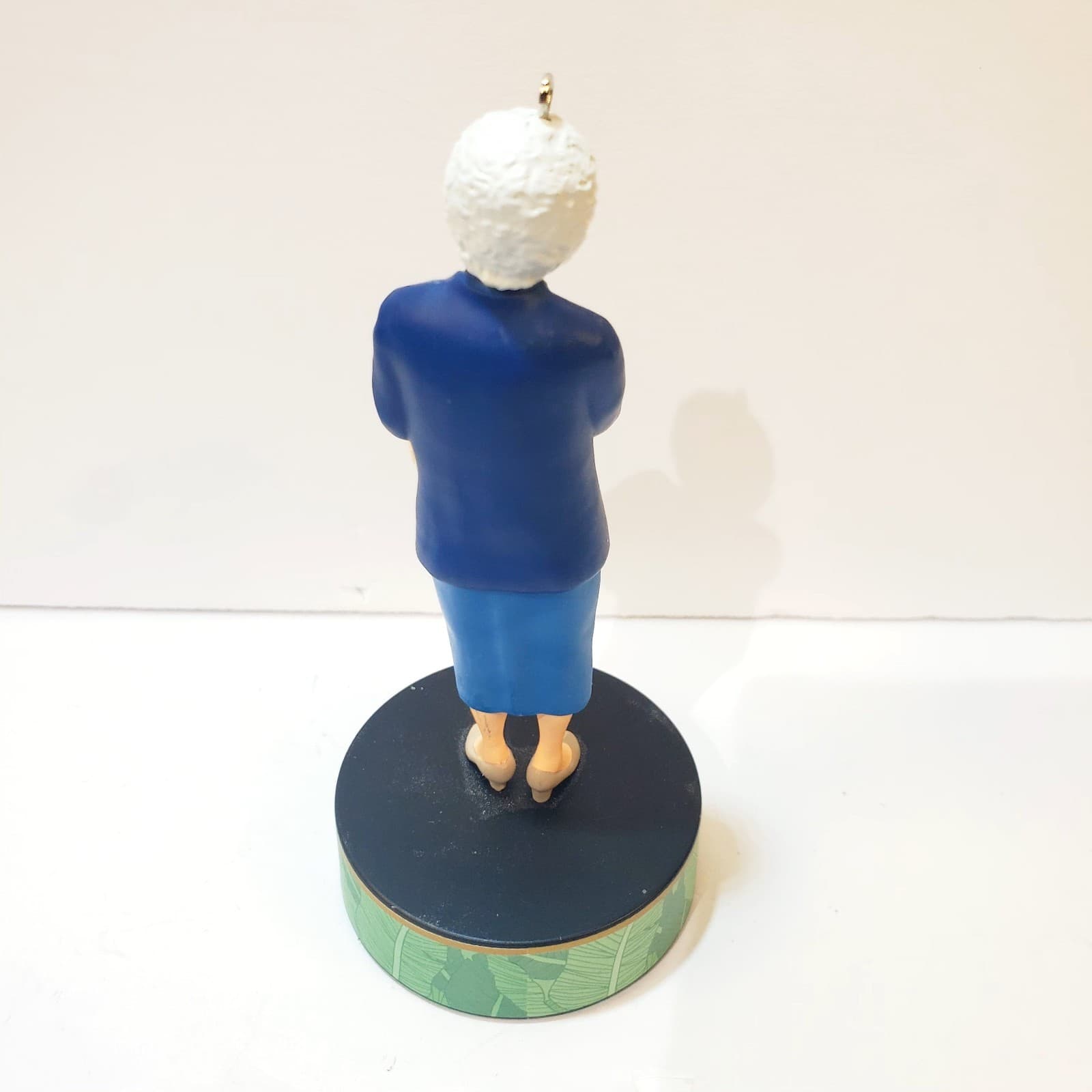 2022 Hallmark Keepsake The Golden Girls Sophia Petrillo Magic Sound Ornaments - Thumbnail 3