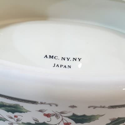 Vintage AMC NY NY Christmas Holly Berry Ceramic Bath Soap Dish Japan - Thumbnail 6