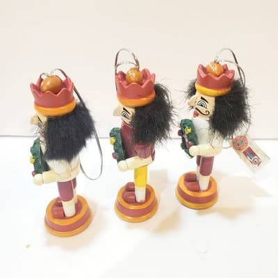 Set of 3 NCAA Arizona State Nutcracker With Wreath Christmas Tree Ornament 3.5" - Thumbnail 6