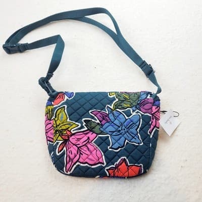 Vera Bradley Fanny Pack Hip Bag Crossbody Falling Flowers Green Quilted NEW - Thumbnail 6