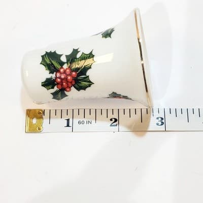 Vintage Lefton Classic Holly Berry Christmas Salt & Pepper Shaker Set #7955 - Thumbnail 7