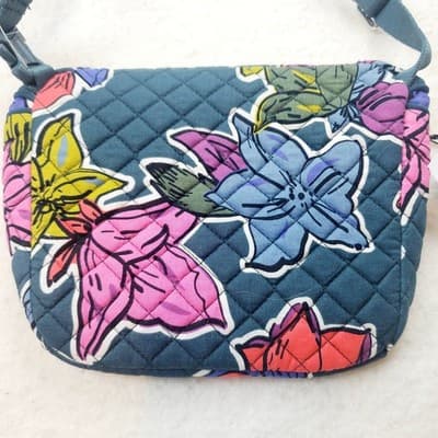 Vera Bradley Fanny Pack Hip Bag Crossbody Falling Flowers Green Quilted NEW - Thumbnail 7