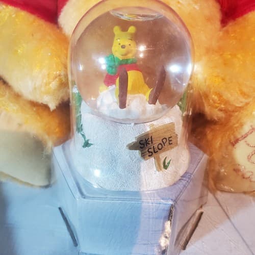 Disney Store Exclusive Special Edition Pooh With Bonus Snow Globe with Box - Thumbnail 4