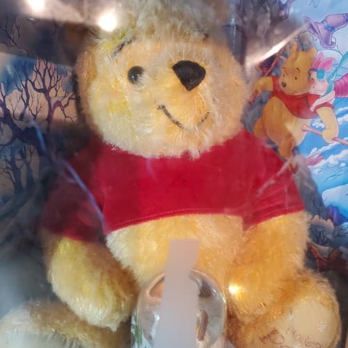 Disney Store Exclusive Special Edition Pooh With Bonus Snow Globe with Box - Thumbnail 2