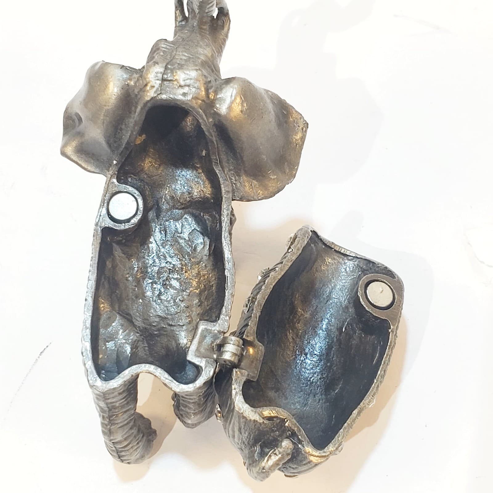 Pewter Tone Clear Rhinestone Miniature Hinged Elephant Trinket Box Magnetic - Thumbnail 5