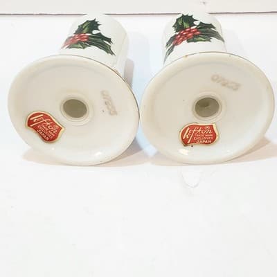 Vintage Lefton Classic Holly Berry Christmas Salt & Pepper Shaker Set #7955 - Thumbnail 5