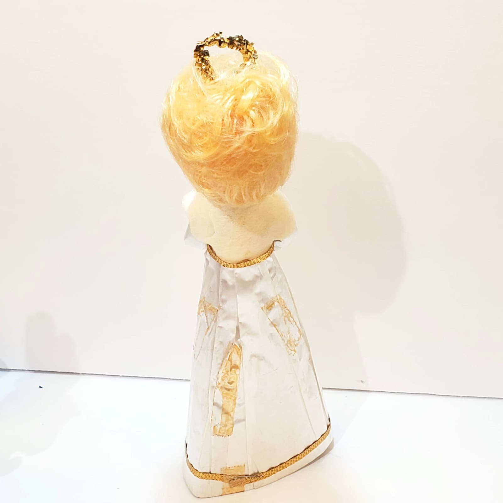 VTG Cardboard Angel w Wreath Christmas Tree Topper Rubber Face Foil Dress DAMAGE - Thumbnail 6