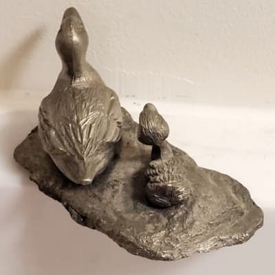 Vintage Miniature Pewter Mother Duck & Baby Duckling Mini Figurine - Thumbnail 5